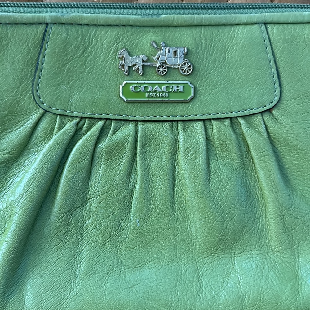 Coach MINT GREEN  Pleated Leather Wristlet - Picture 2 of 8